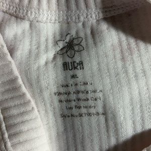 White nylon ribbed cropped Tee slimming effect